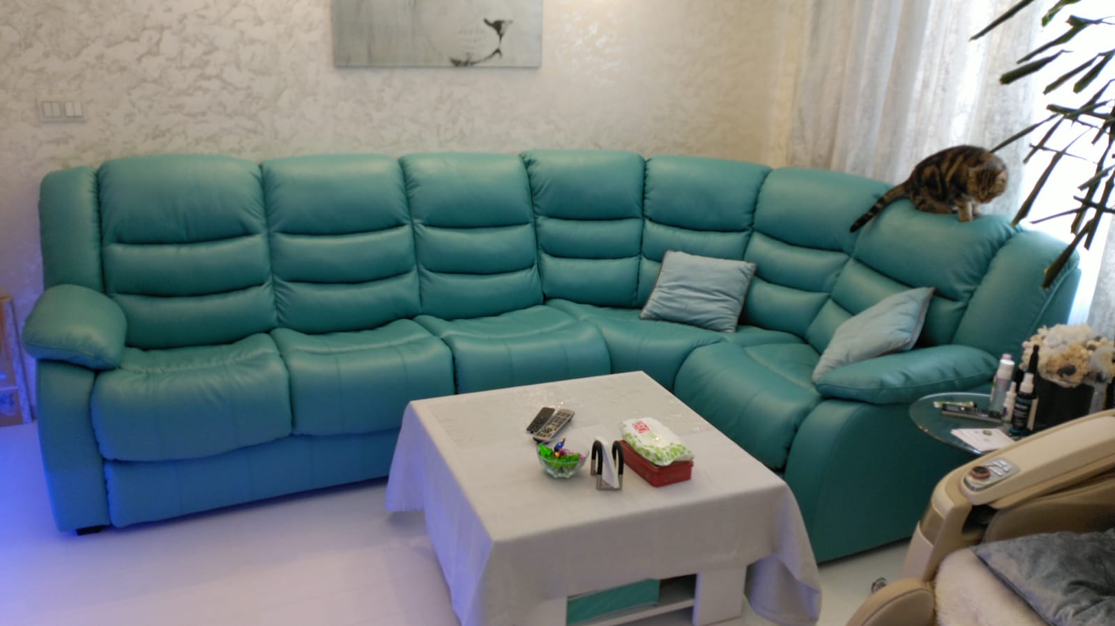 Перетяжка дивана на дому. Батайск